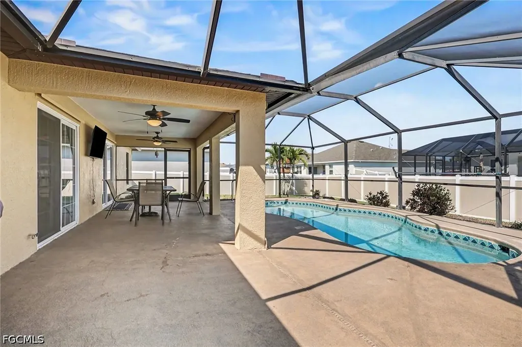 211 NW 26th Avenue Cape Coral FL 33993
