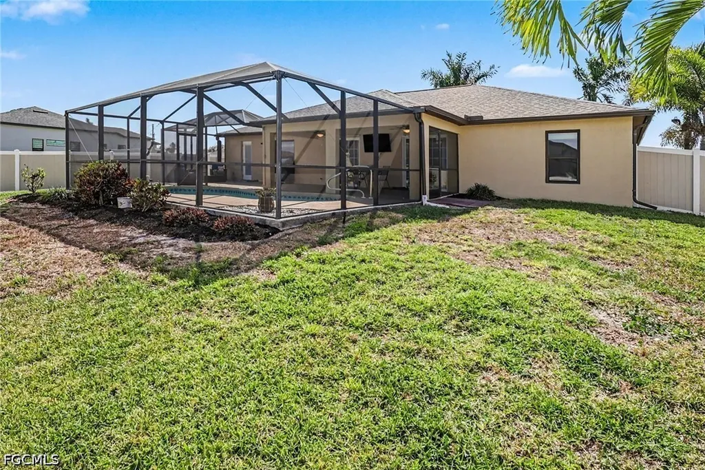 211 NW 26th Avenue Cape Coral FL 33993