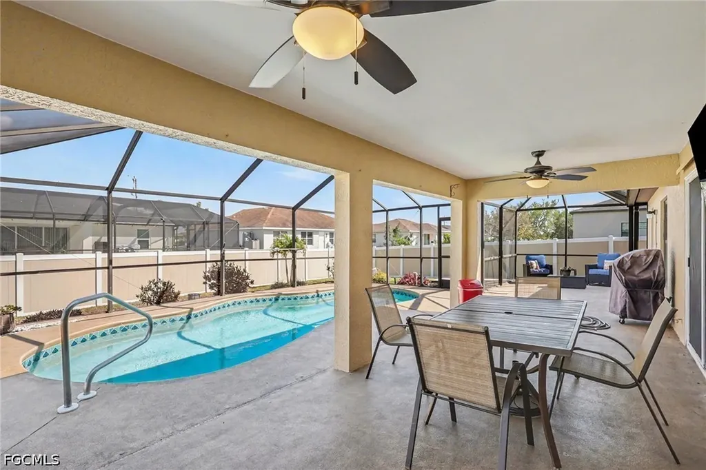 211 NW 26th Avenue Cape Coral FL 33993