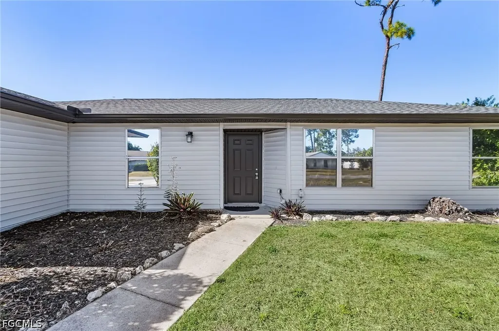 17176 Phlox Drive Fort Myers FL 33967