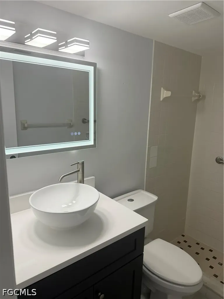 1100 Pondella Road Cape Coral FL 33909