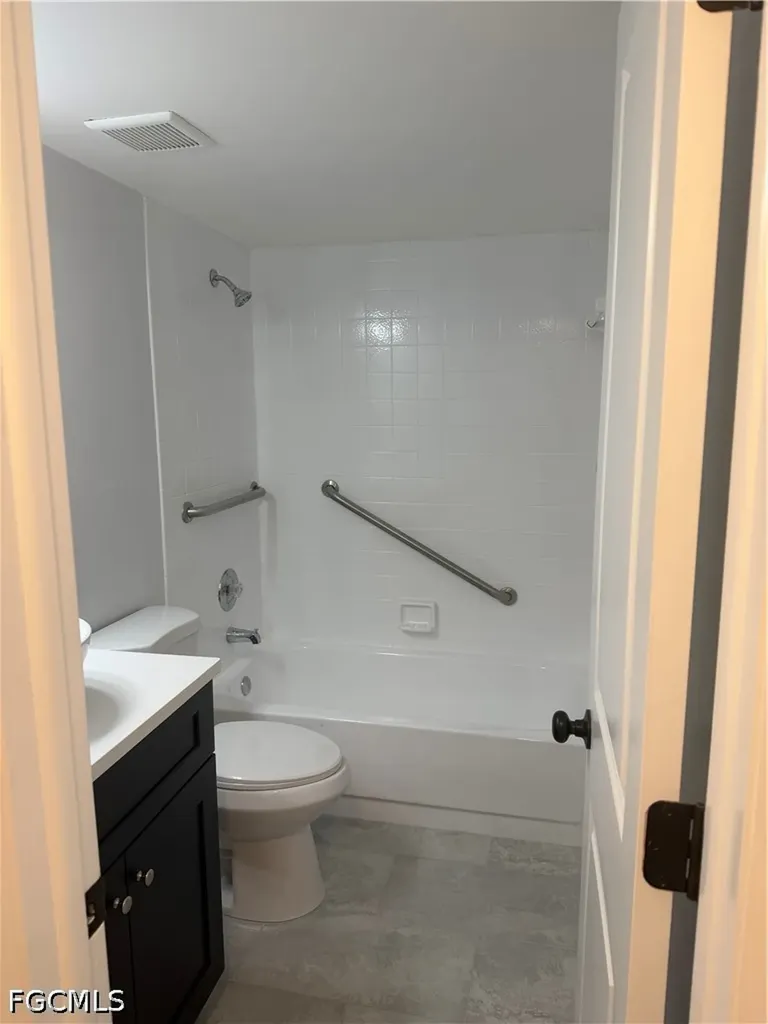 1100 Pondella Road Cape Coral FL 33909