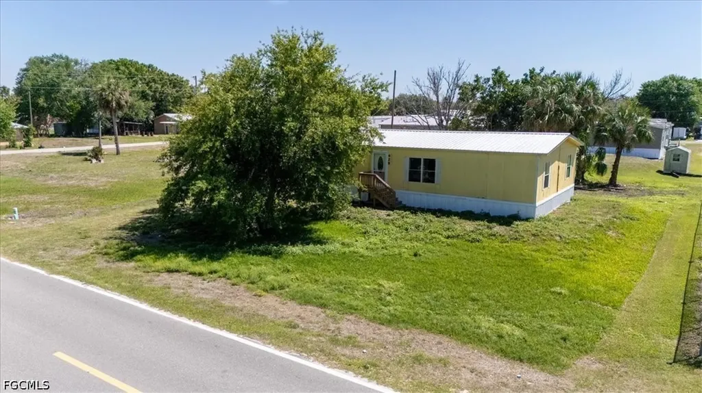 428 Avenue D NW Moore Haven FL 33471