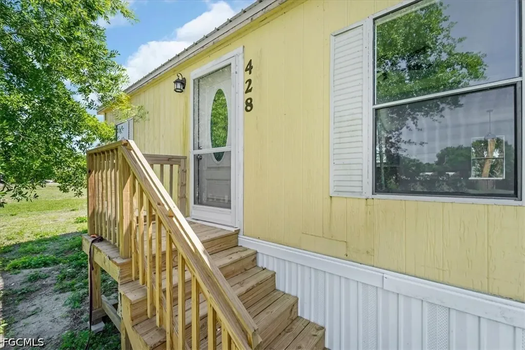 428 Avenue D NW Moore Haven FL 33471