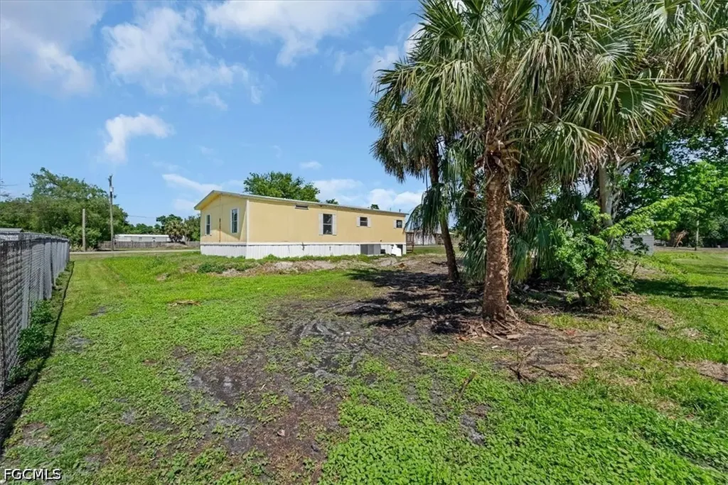 428 Avenue D NW Moore Haven FL 33471