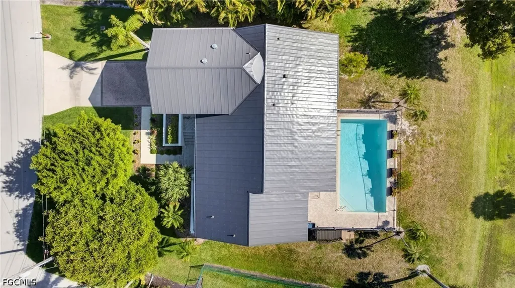 1304 Par View Drive Sanibel FL 33957