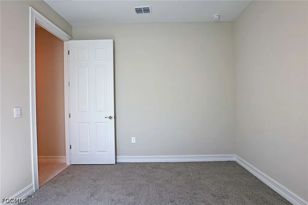 1220 Mariners View Terrace Cape Coral FL 33993