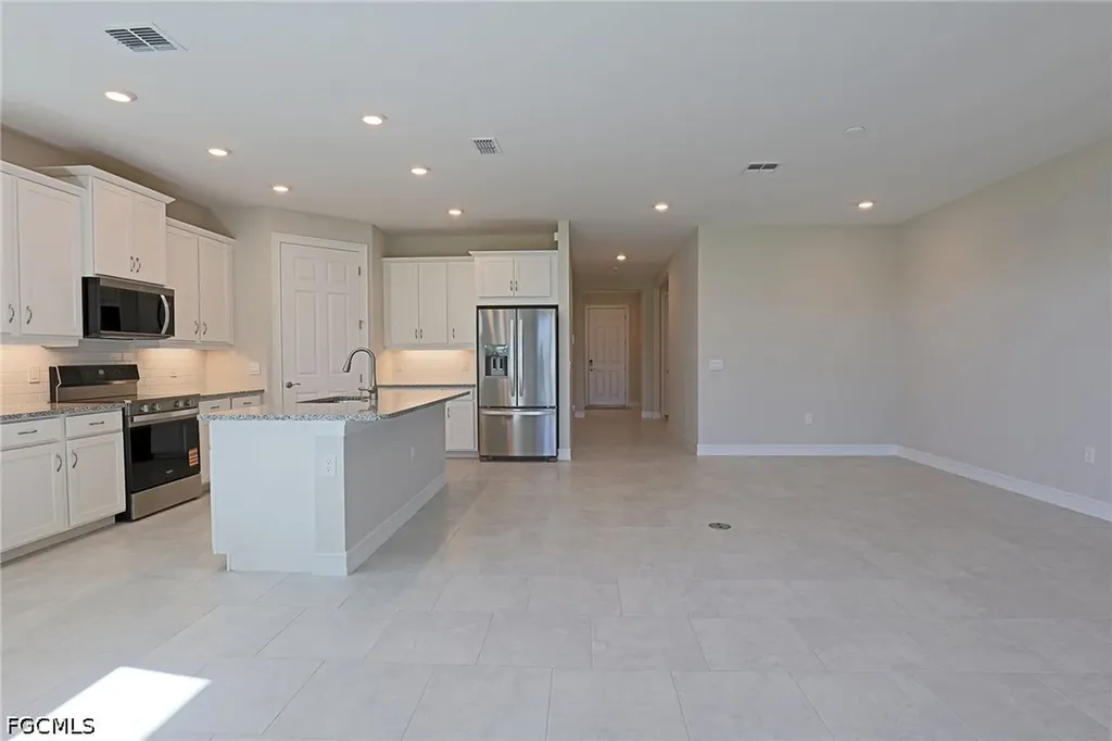 1220 Mariners View Terrace Cape Coral FL 33993