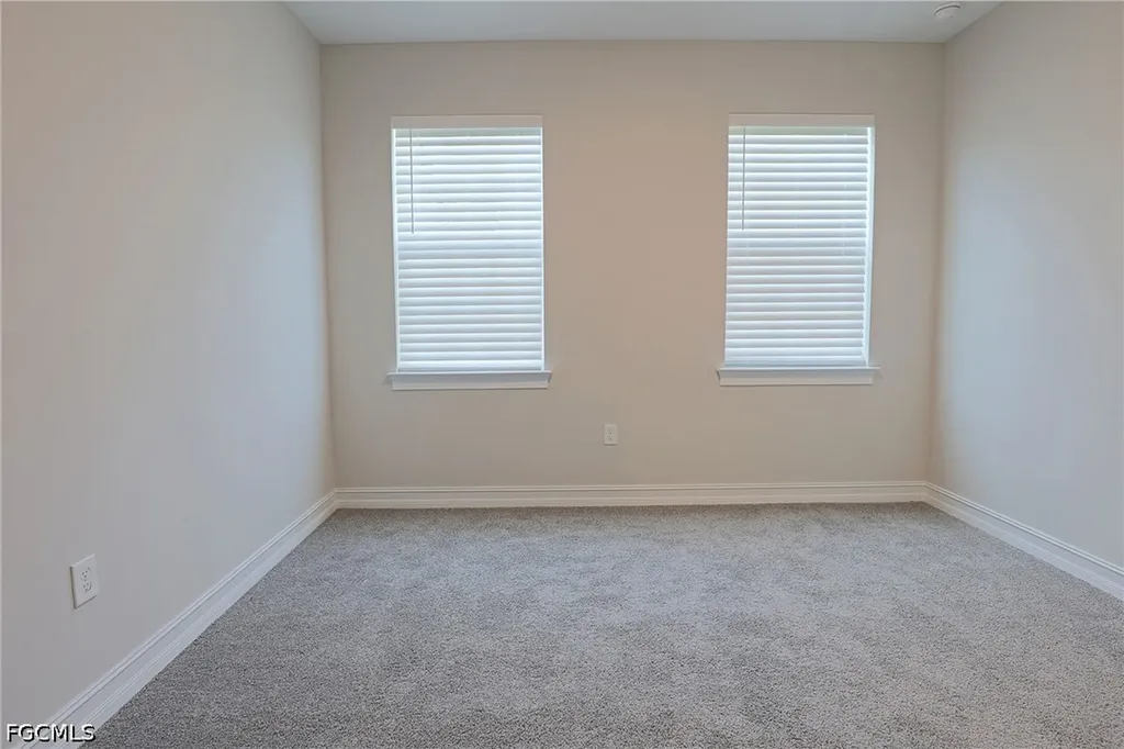 1220 Mariners View Terrace Cape Coral FL 33993