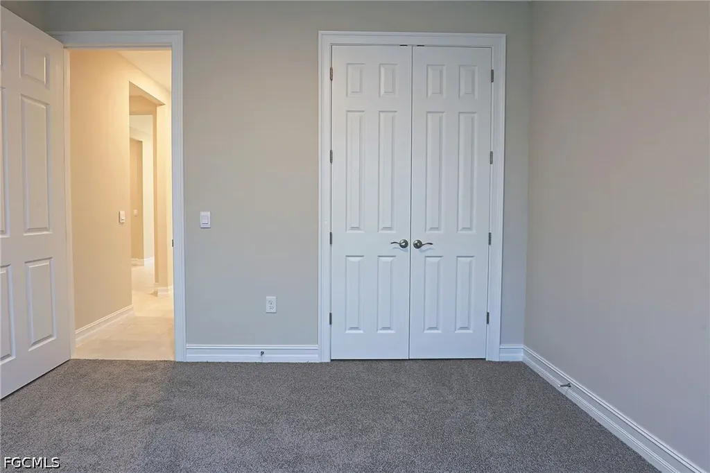 1220 Mariners View Terrace Cape Coral FL 33993