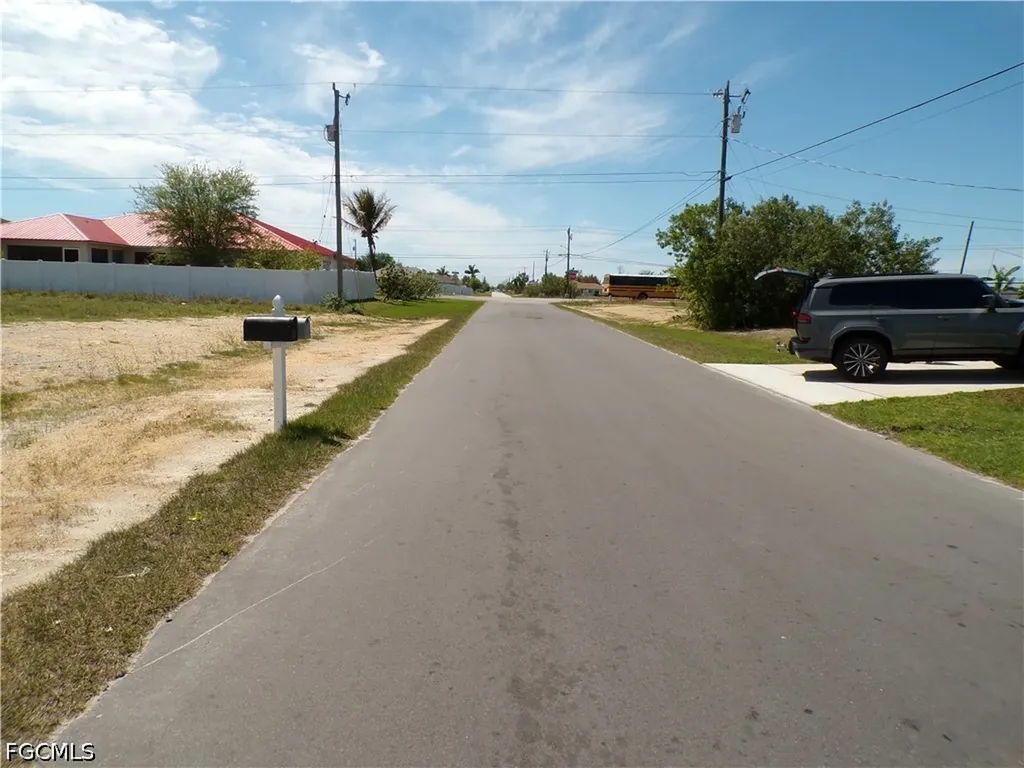 1910 NE 8th Place Cape Coral FL 33909
