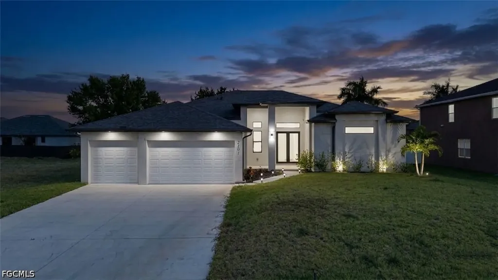 2101 NW 8th Terrace Cape Coral FL 33993