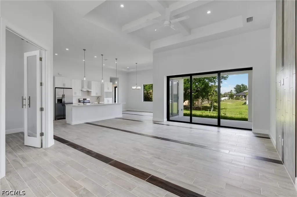 2101 NW 8th Terrace Cape Coral FL 33993