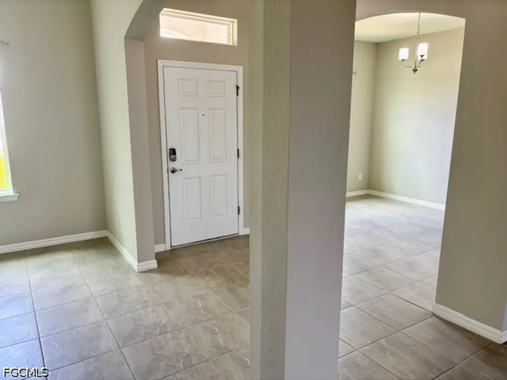 2011 NW Embers Terrace Cape Coral FL 33993