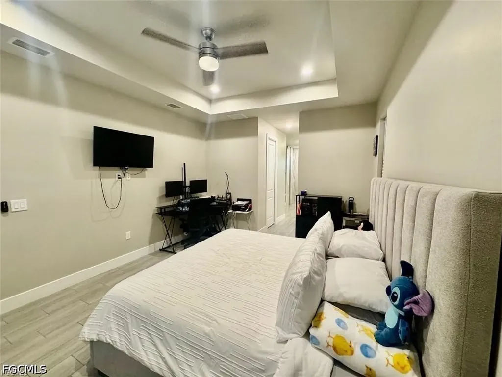 2512 NW 4th Street Cape Coral FL 33993