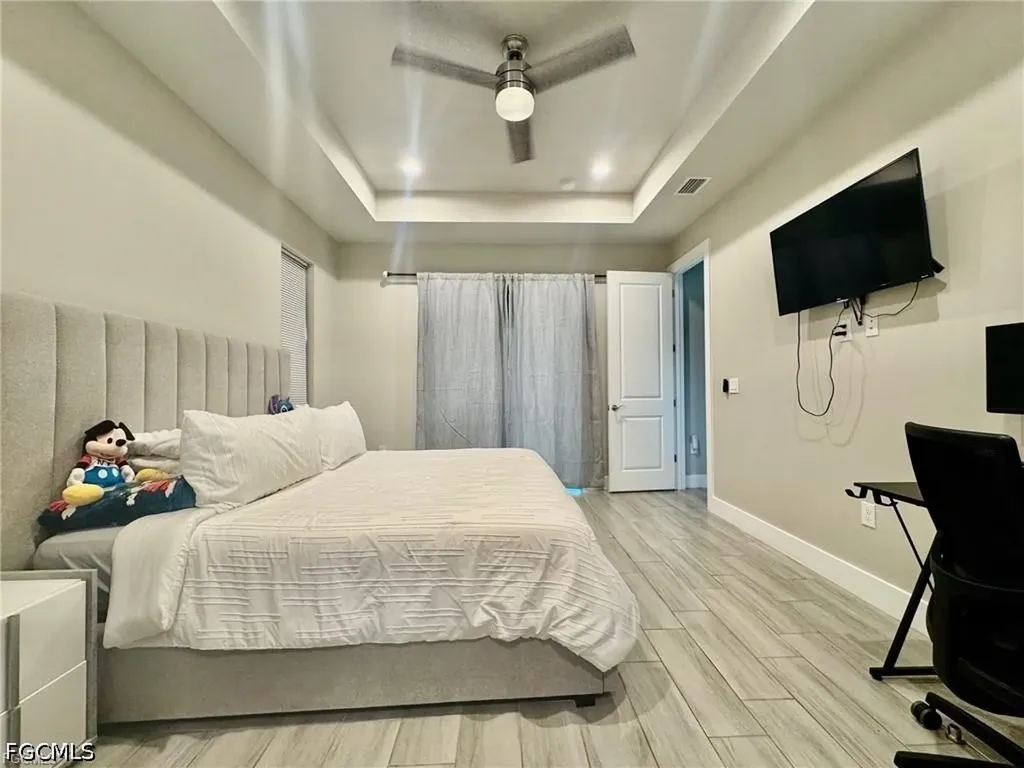 2512 NW 4th Street Cape Coral FL 33993