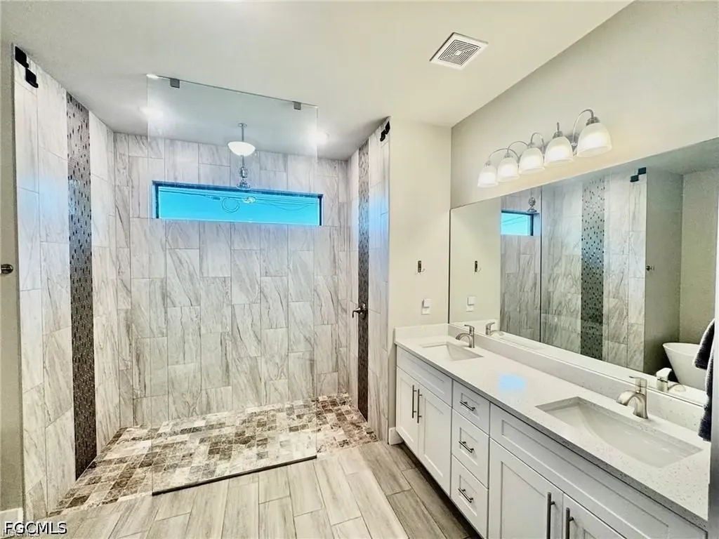 2512 NW 4th Street Cape Coral FL 33993
