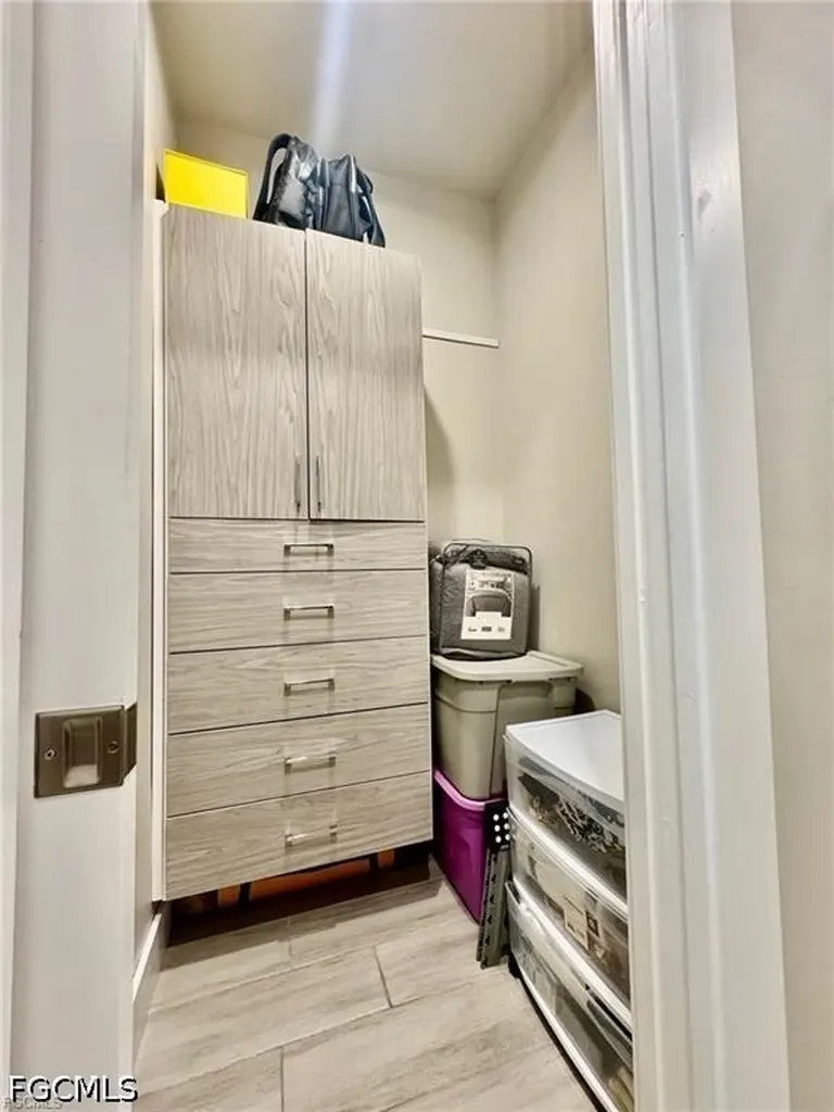 2512 NW 4th Street Cape Coral FL 33993