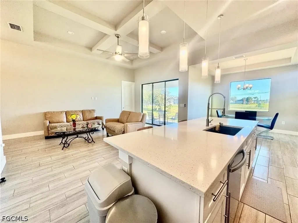2512 NW 4th Street Cape Coral FL 33993