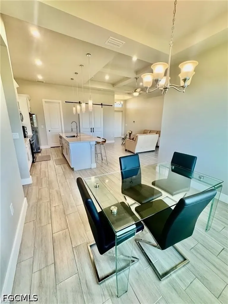2512 NW 4th Street Cape Coral FL 33993