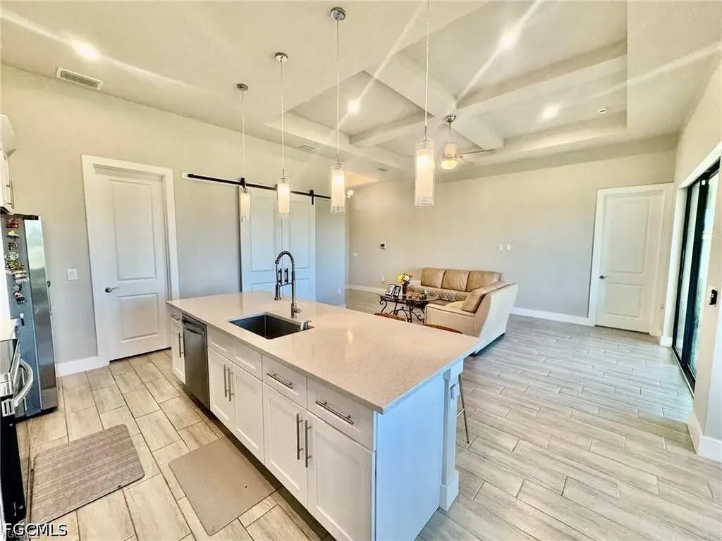 2512 NW 4th Street Cape Coral FL 33993