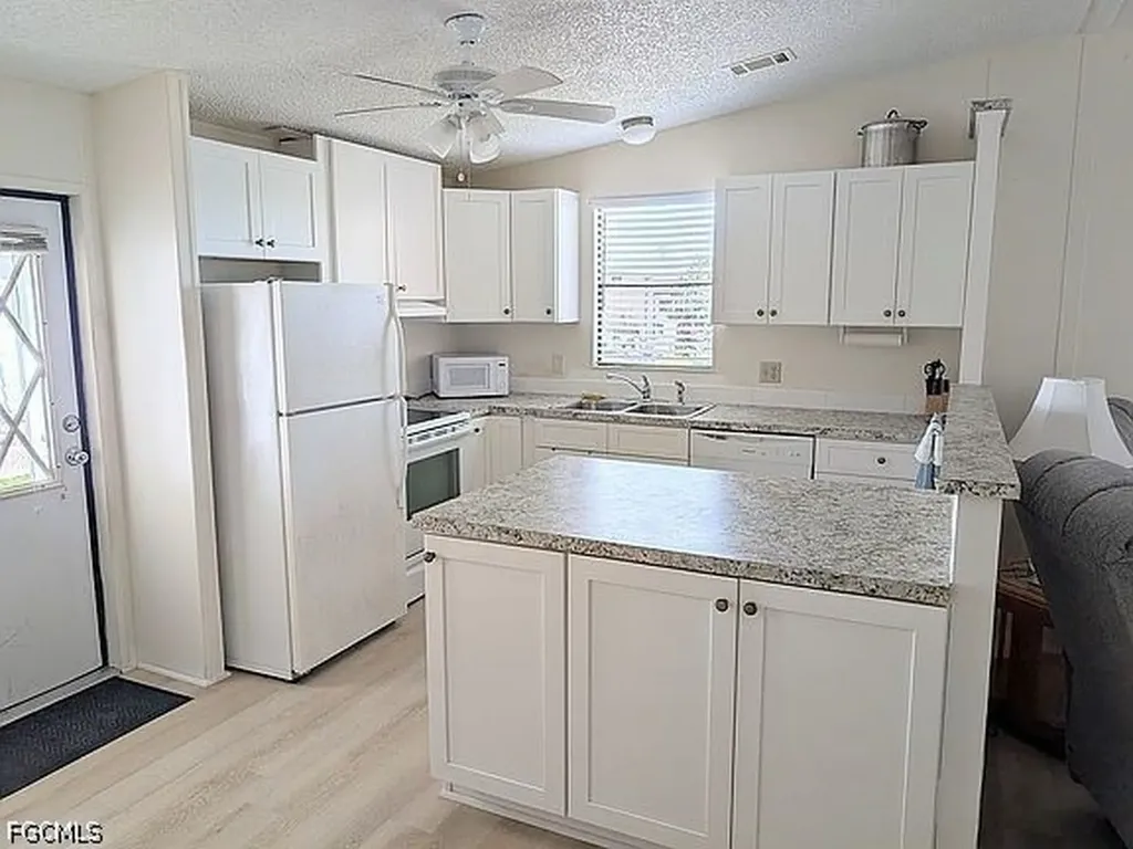 4978 Mullette Lane St. James City FL 33956
