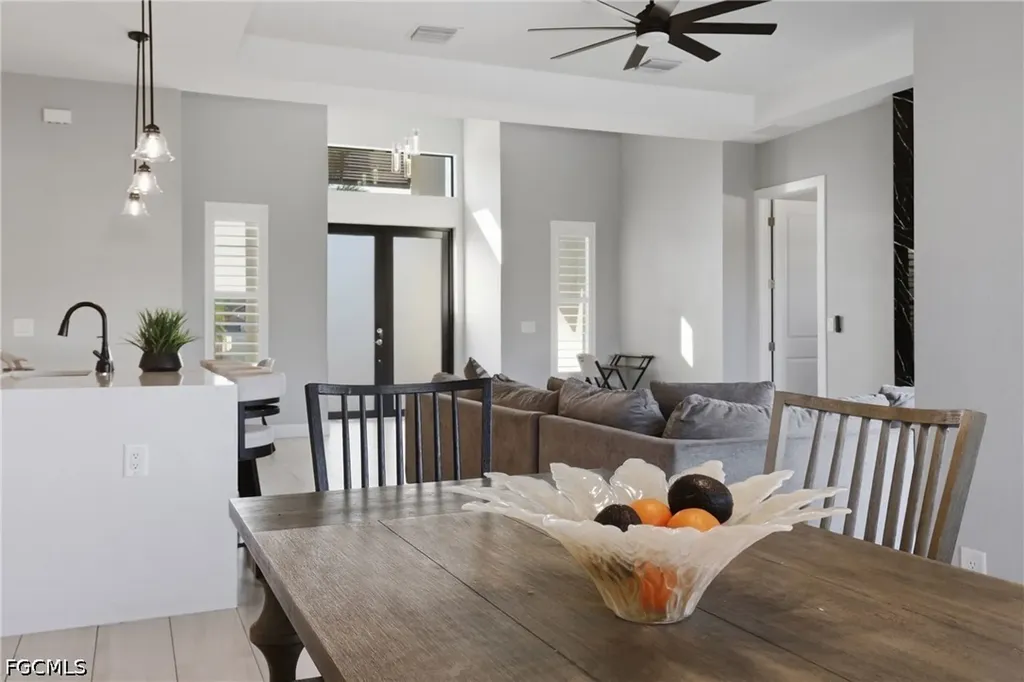 2609 SW 27th Street Cape Coral FL 33914