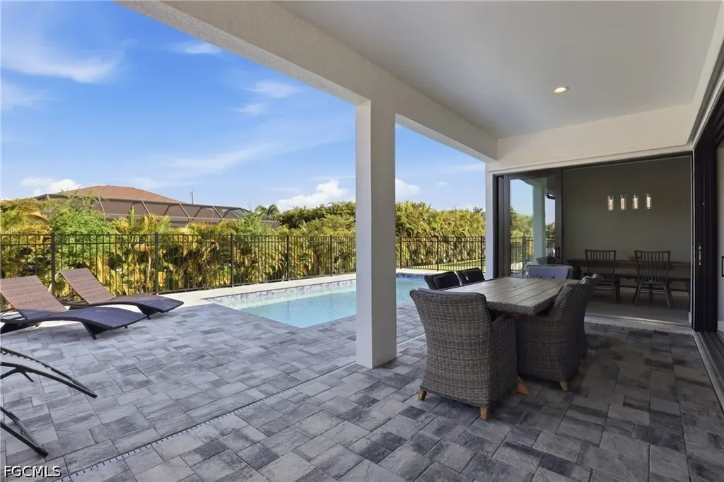 2609 SW 27th Street Cape Coral FL 33914