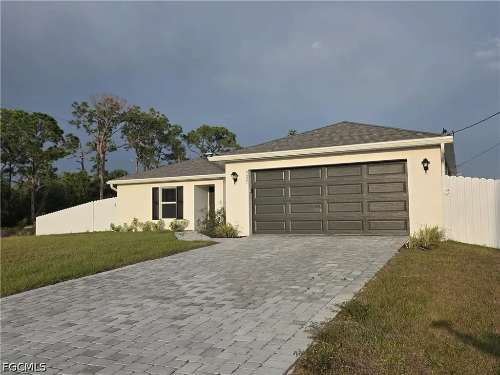 4421 NE 15th Place Cape Coral FL 33909