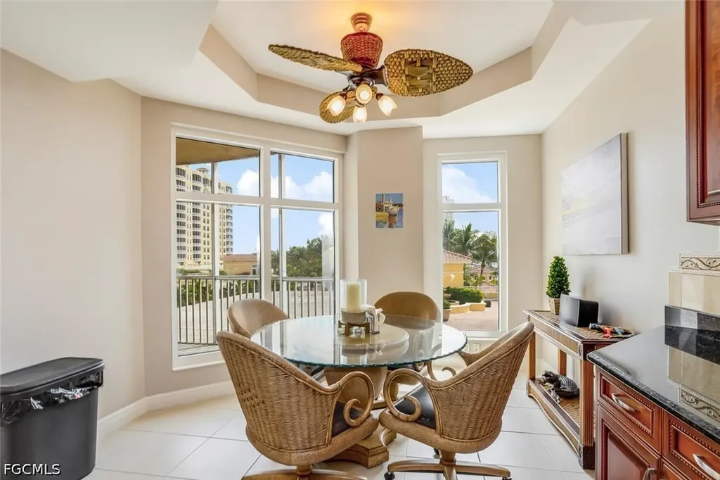 6081 Silver King Boulevard Cape Coral FL 33914