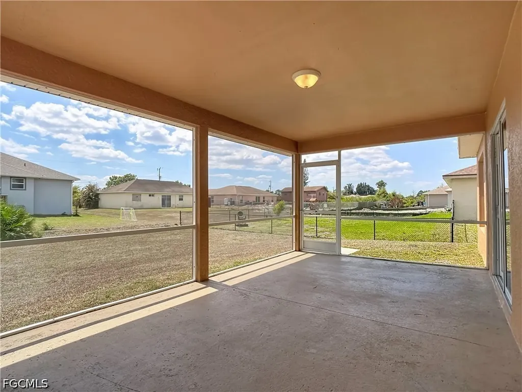 3713 20th Street SW Lehigh Acres FL 33976