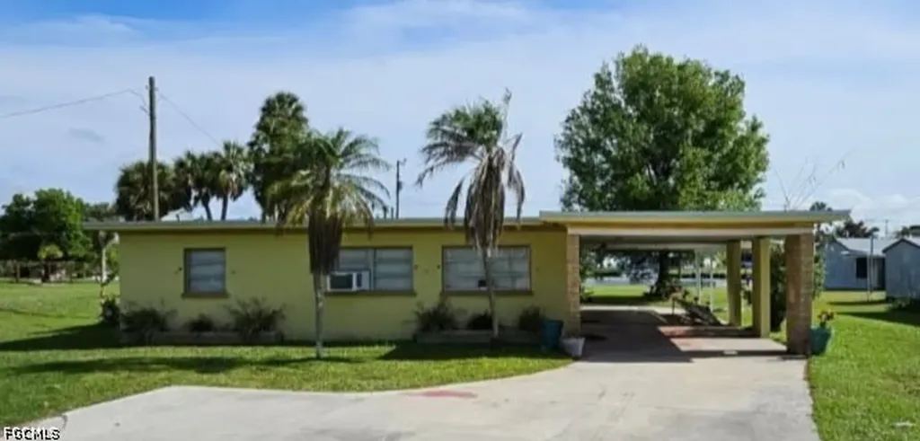 1288 Waite Drive North Fort Myers FL 33903
