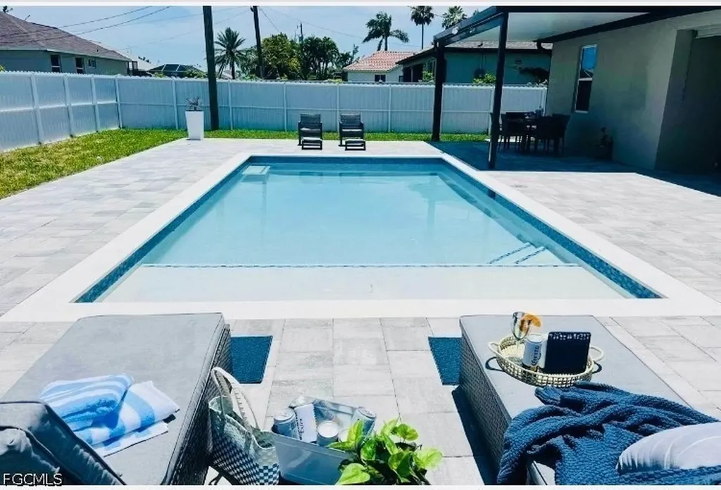 1715 Chiquita Boulevard S Cape Coral FL 33991