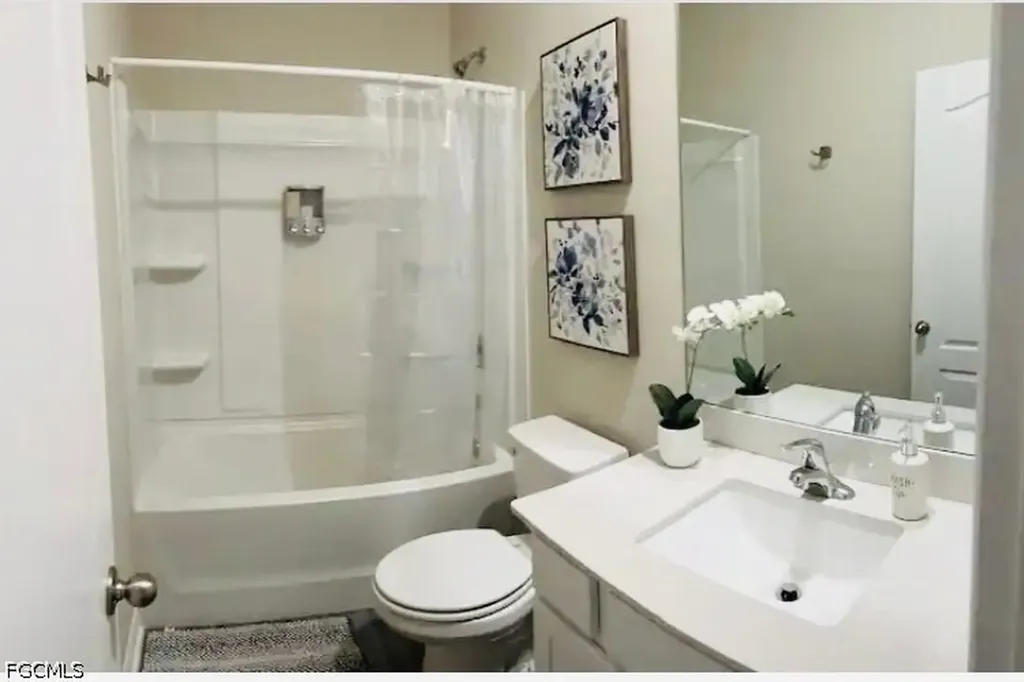 1715 Chiquita Boulevard S Cape Coral FL 33991