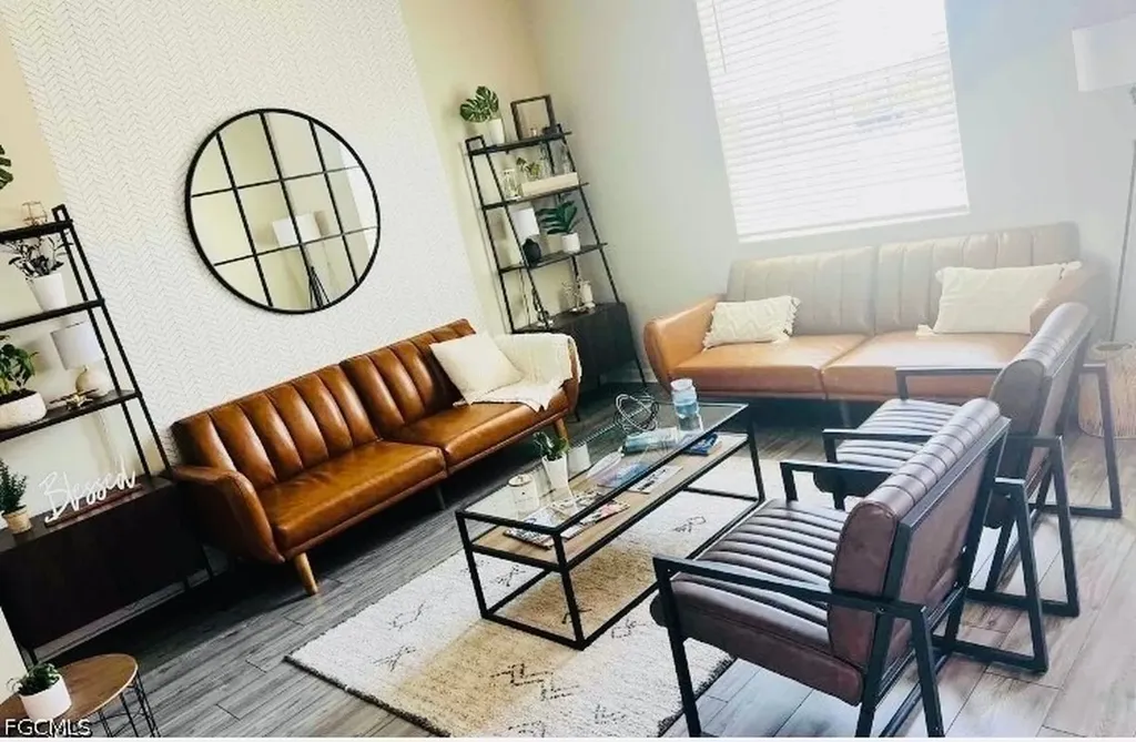 1715 Chiquita Boulevard S Cape Coral FL 33991