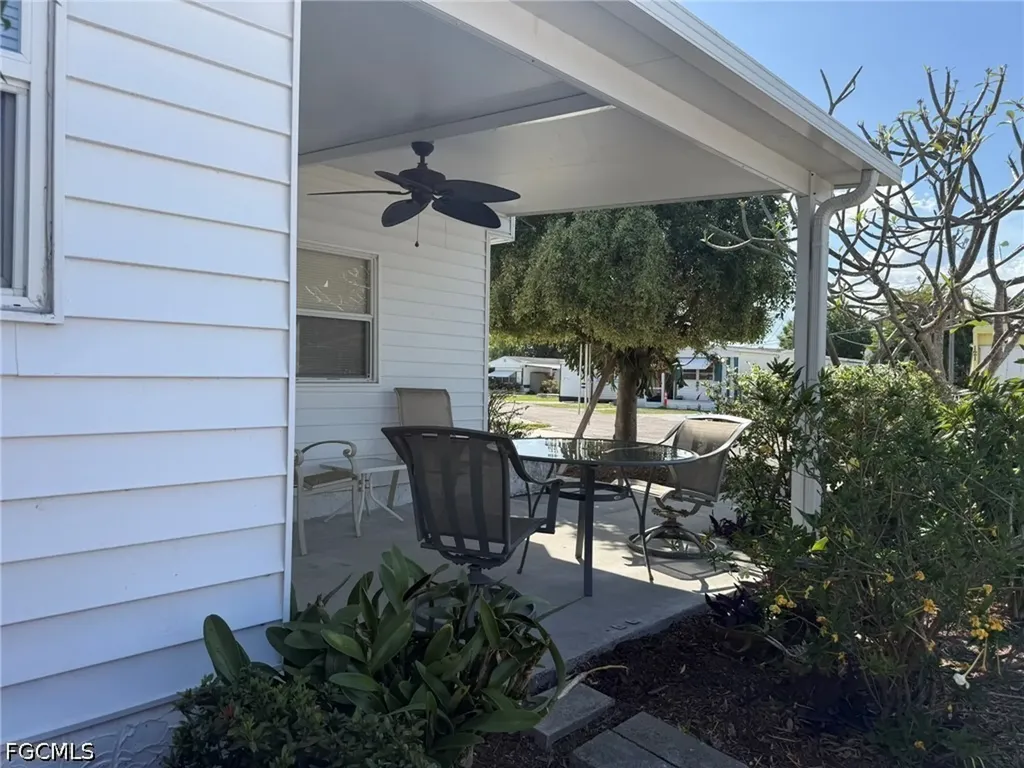 120 Lantern Place North Fort Myers FL 33917