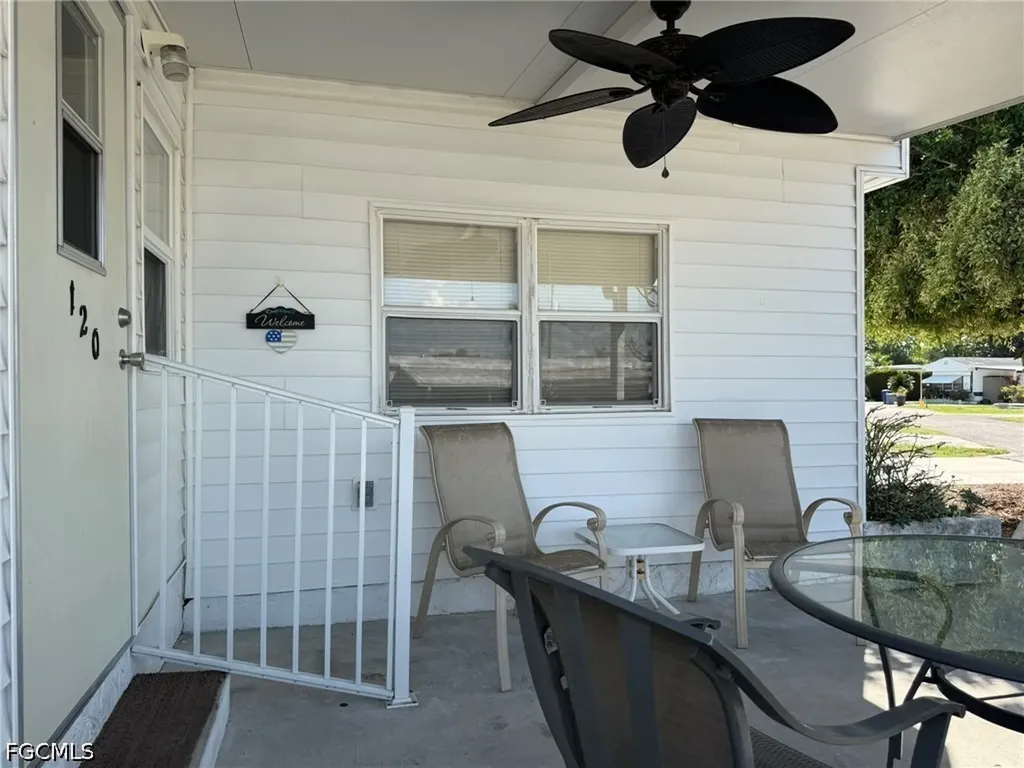 120 Lantern Place North Fort Myers FL 33917