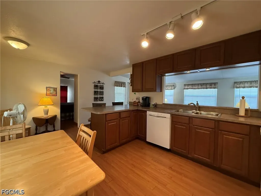 120 Lantern Place North Fort Myers FL 33917