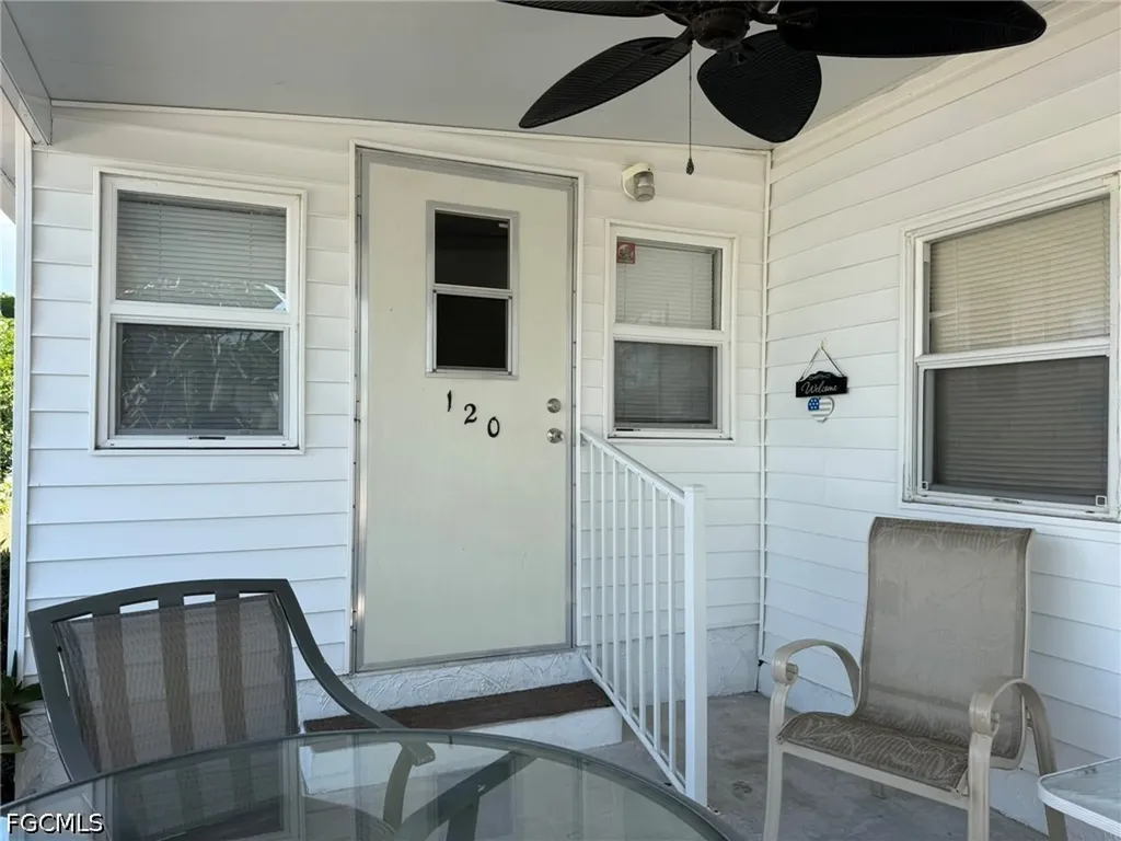 120 Lantern Place North Fort Myers FL 33917