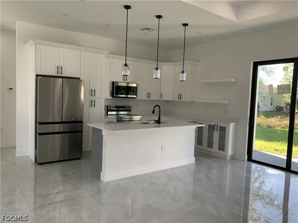 442 Redwing Street Lehigh Acres FL 33974