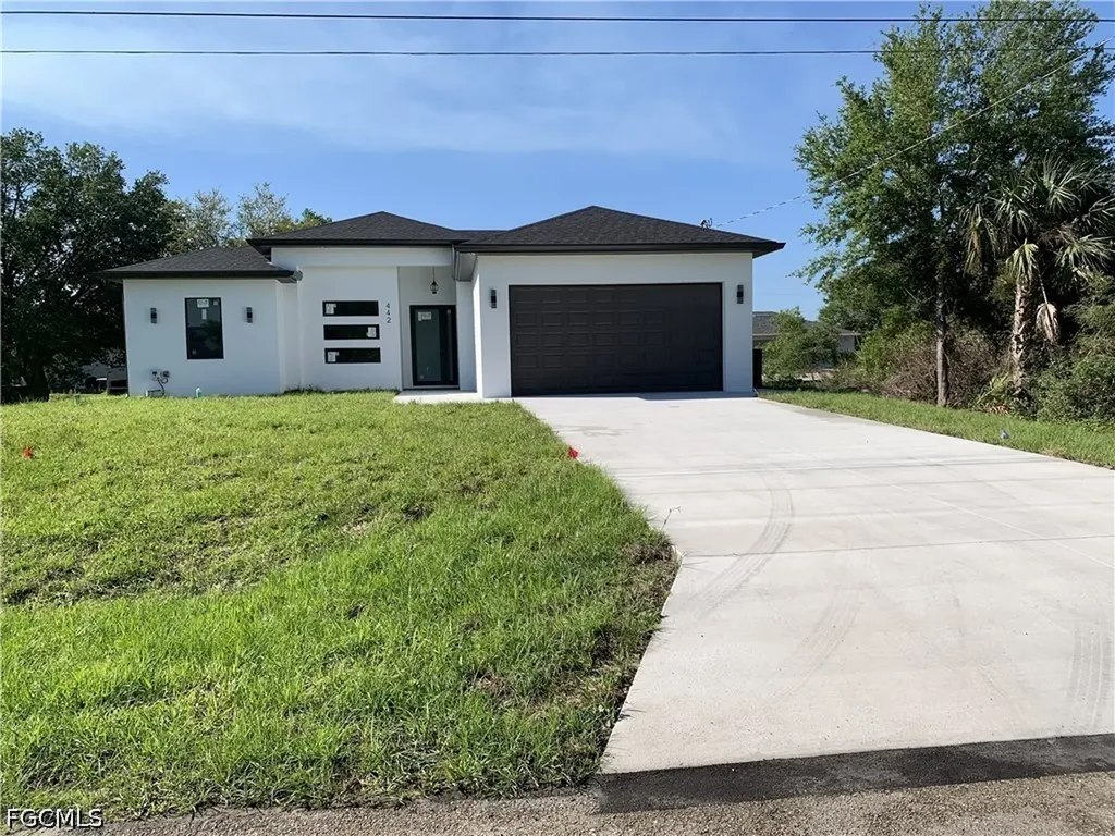 442 Redwing Street Lehigh Acres FL 33974