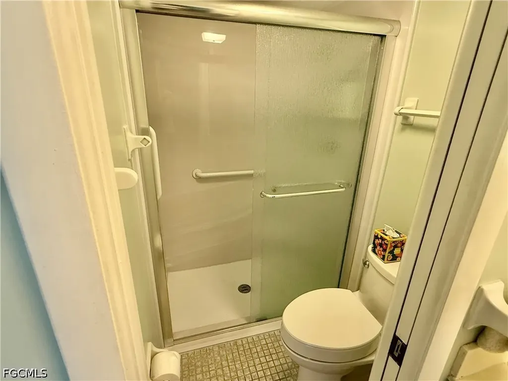 806 SE 46th Street Cape Coral FL 33904