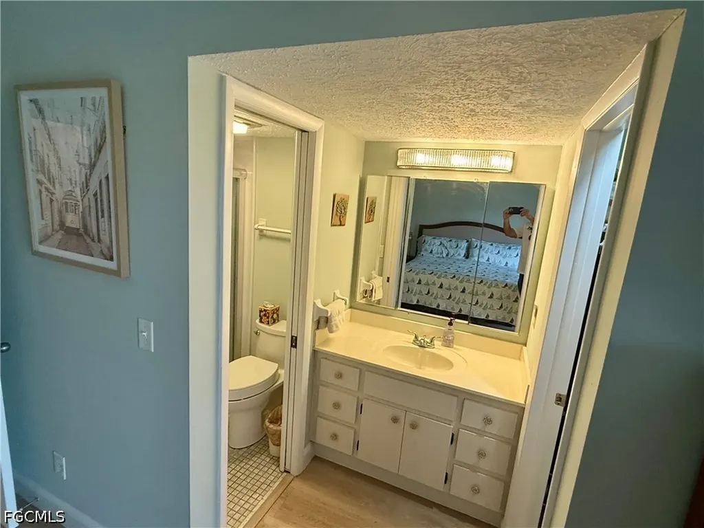 806 SE 46th Street Cape Coral FL 33904