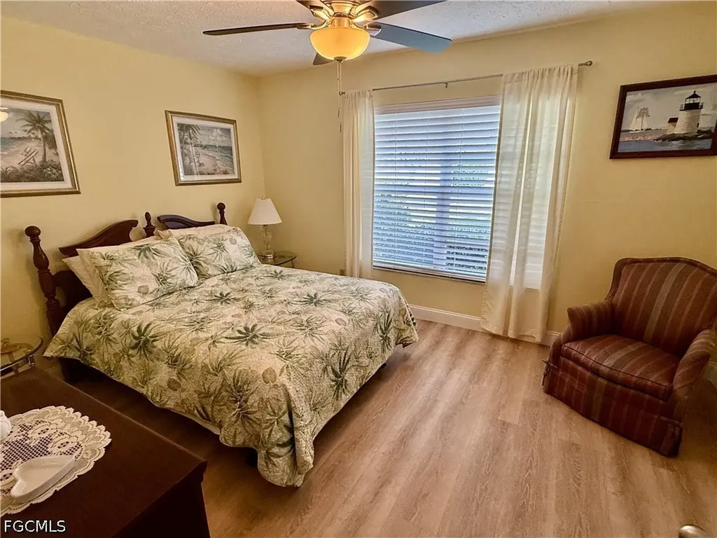 806 SE 46th Street Cape Coral FL 33904