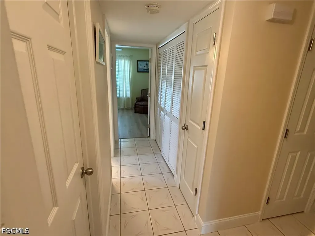 806 SE 46th Street Cape Coral FL 33904