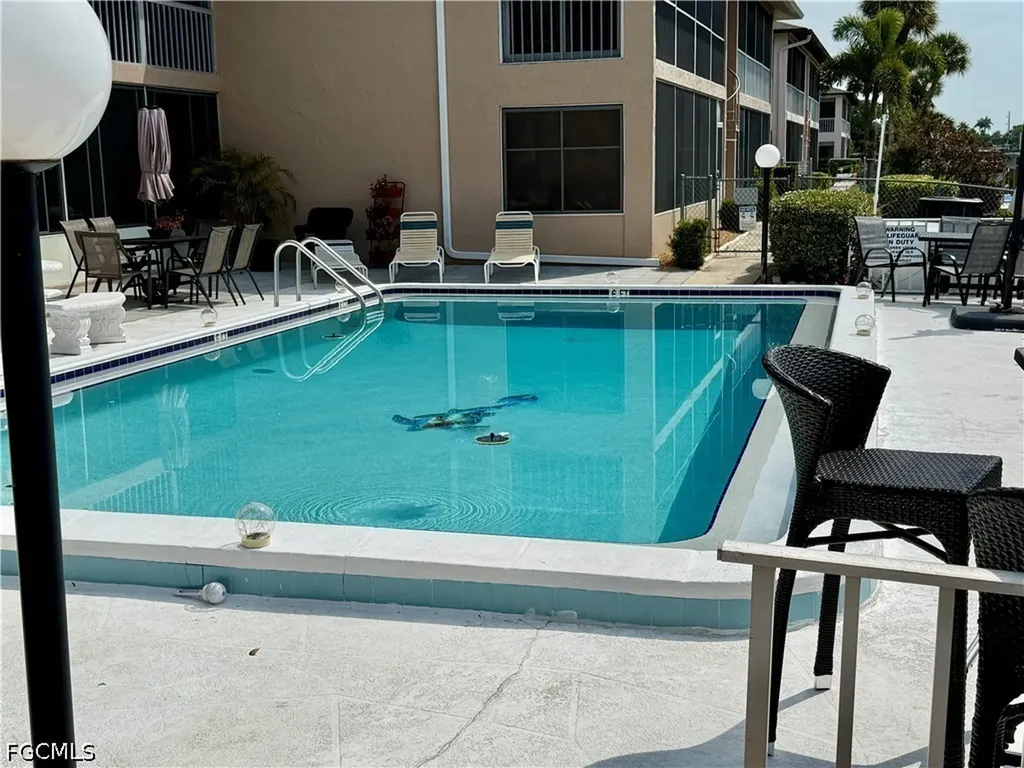 806 SE 46th Street Cape Coral FL 33904