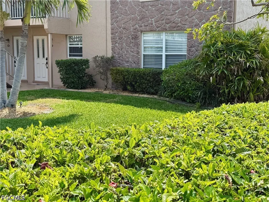 806 SE 46th Street Cape Coral FL 33904