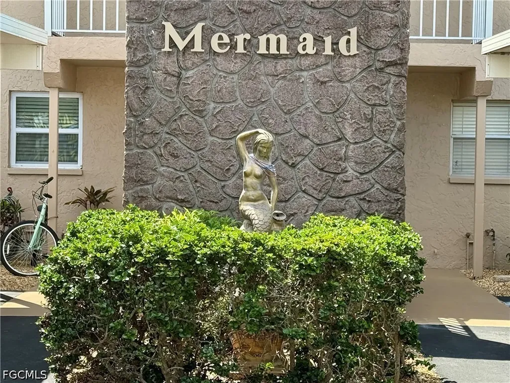 806 SE 46th Street Cape Coral FL 33904