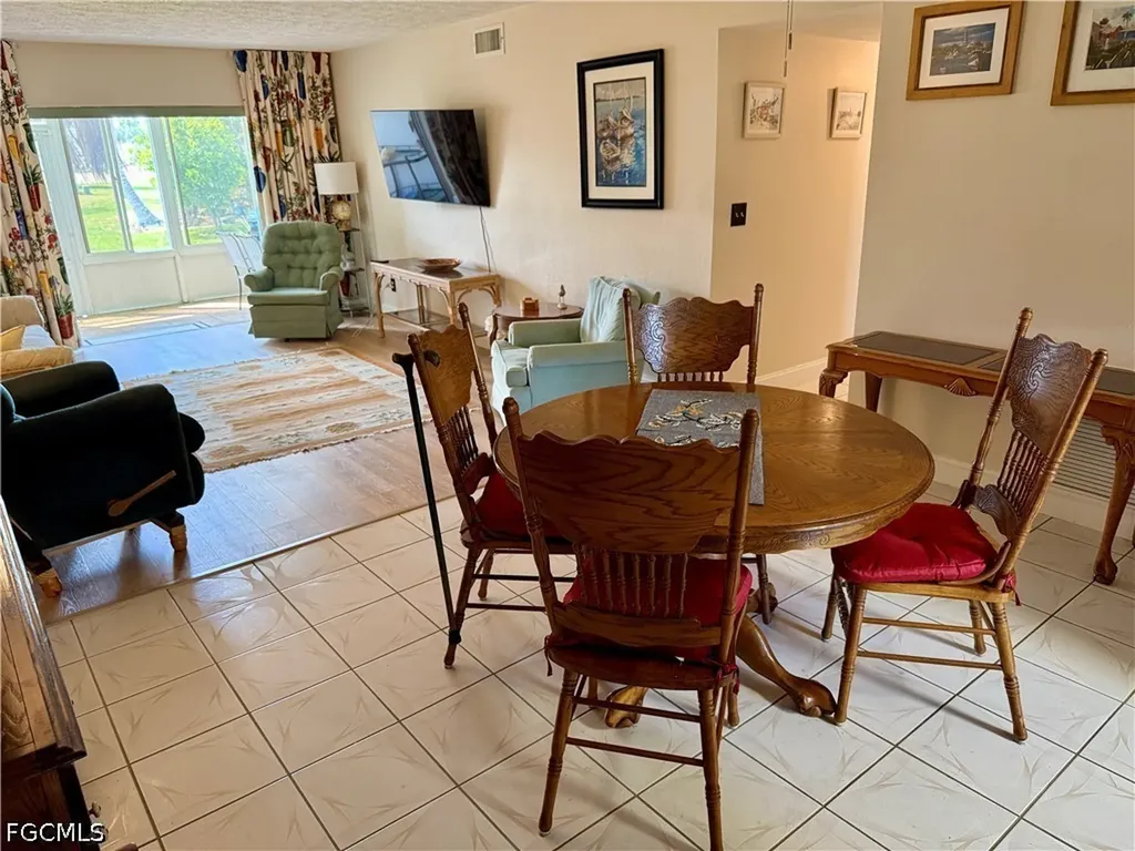 806 SE 46th Street Cape Coral FL 33904