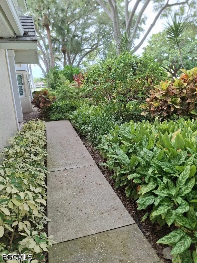 2847 Aintree Lane Naples FL 34112